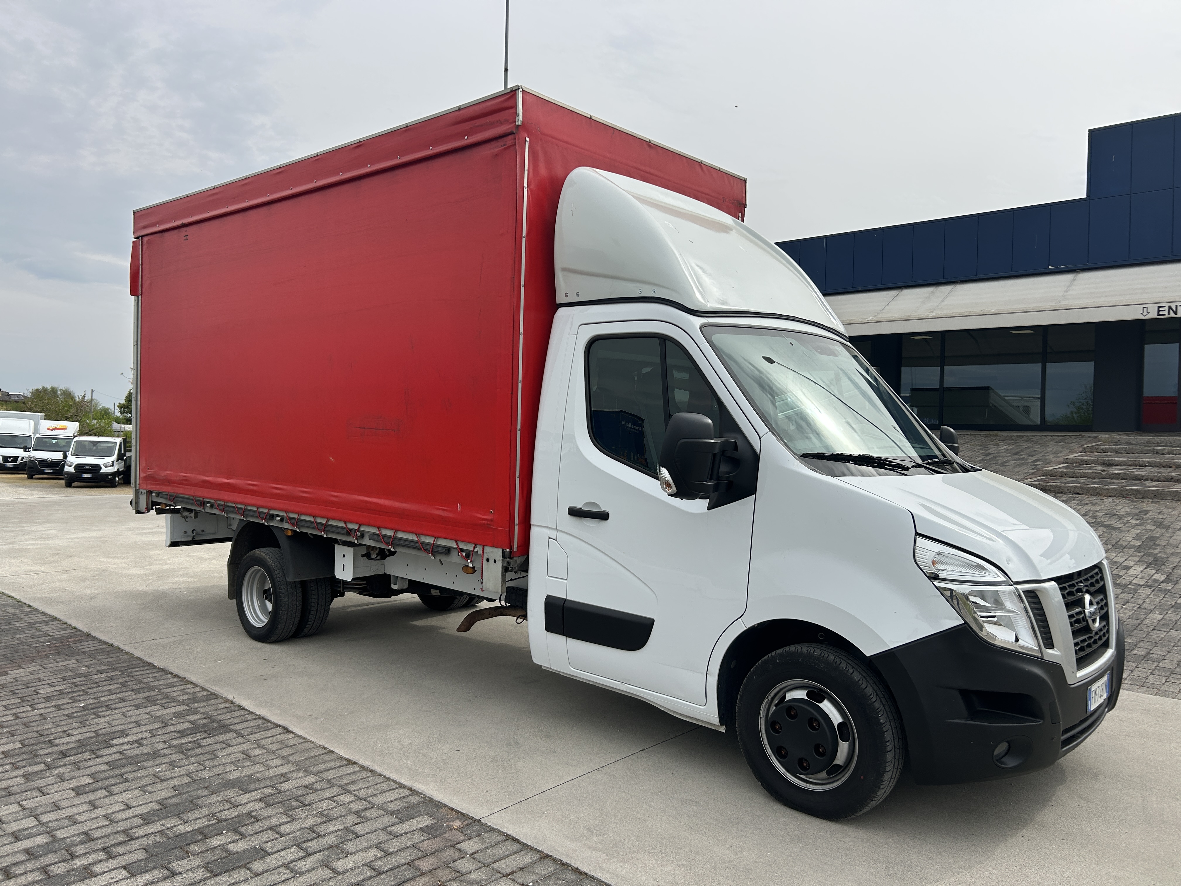 NISSAN NV400 CENTINATO