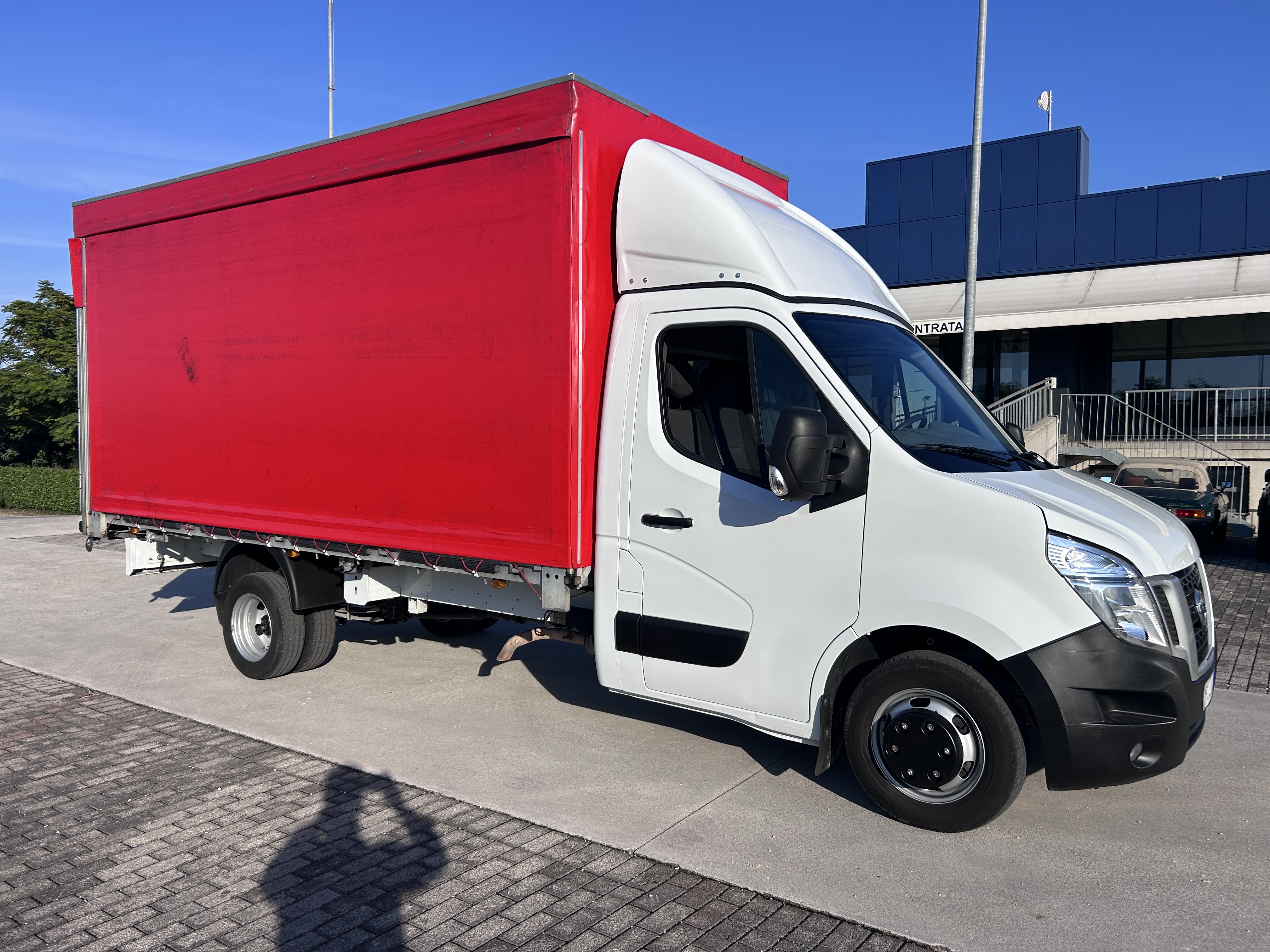 NISSAN NV400 L4 CENTINA