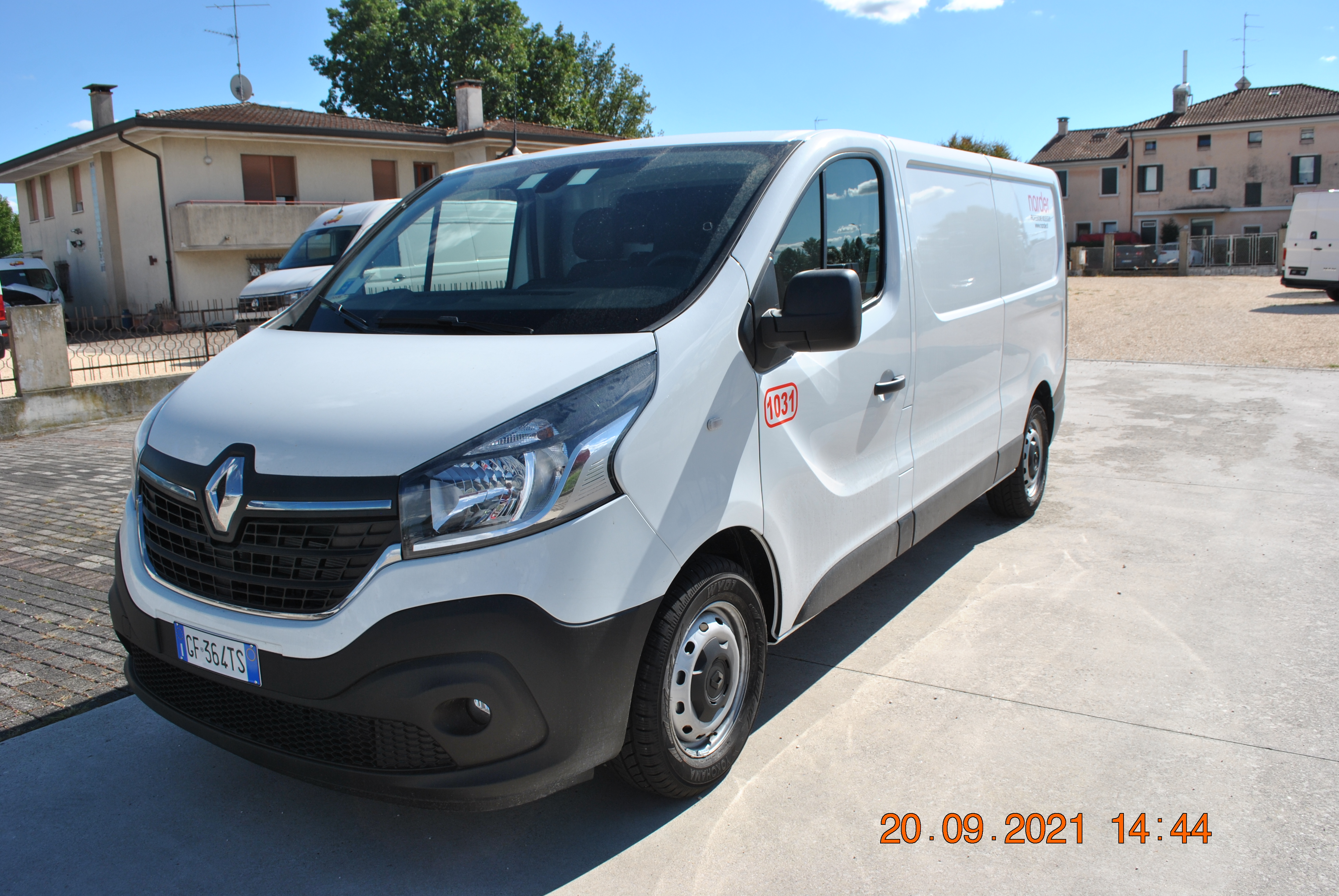 RENAULT TRAFIC L2H1