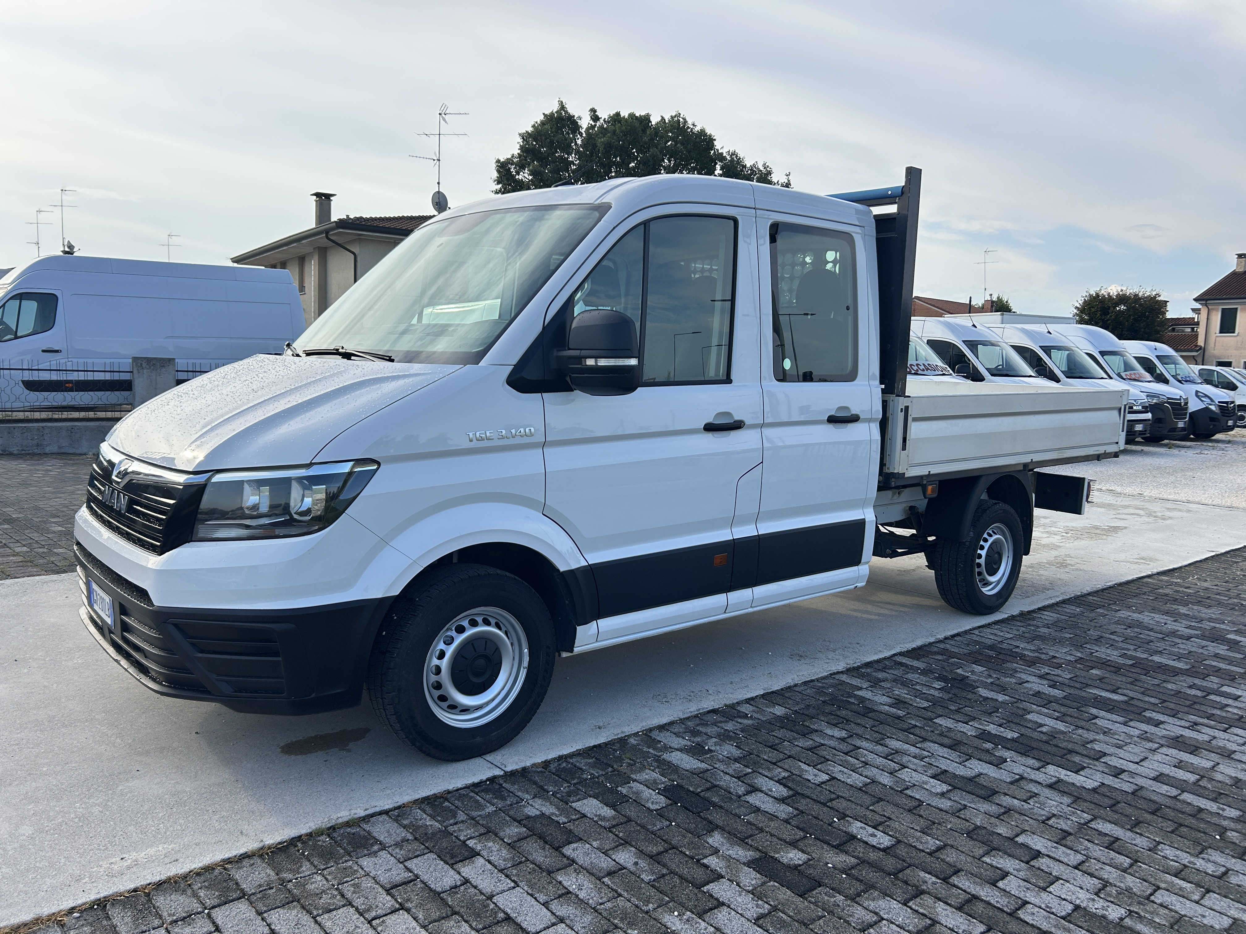 MAN TGE 3.140 DOPPIA CAB.